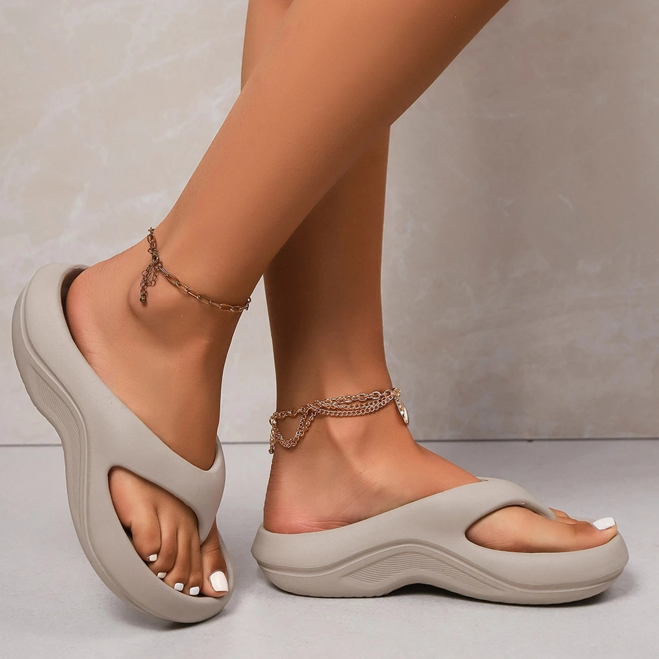 Ruelle™ Lightweight Comfort Slide Sandals