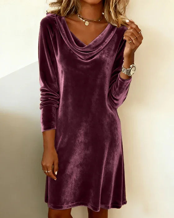 Keira | Frosina Velvet Dress