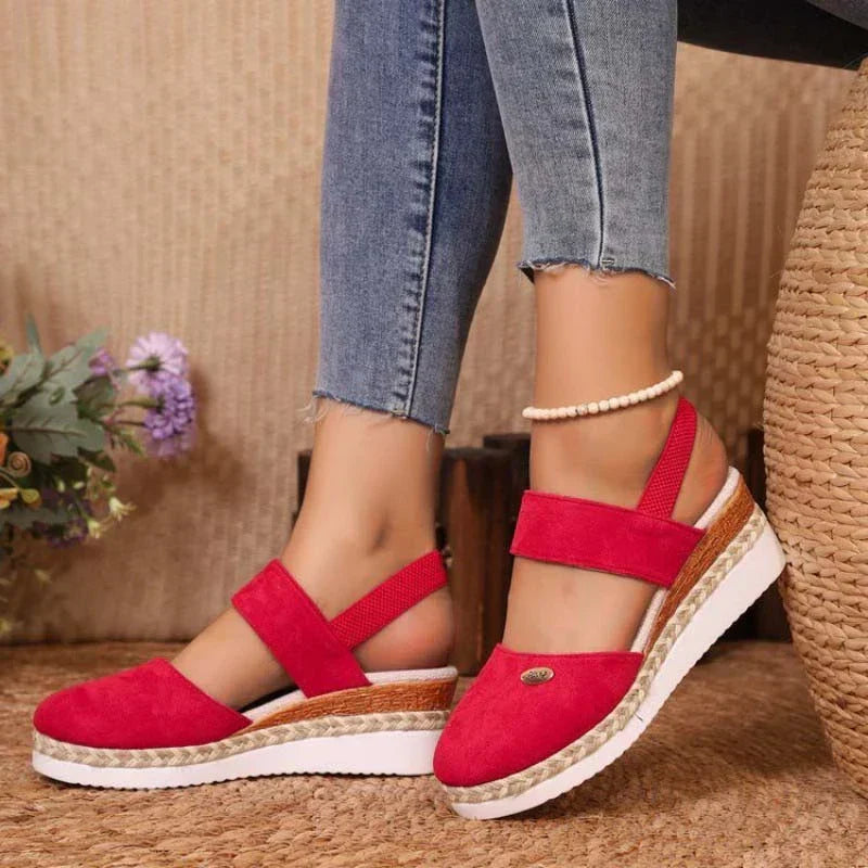 Elira™ Coastal Step Comfort Sandals